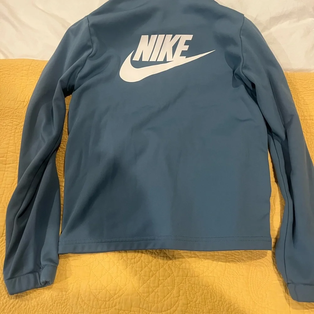 Nike Kids Teal Track Suit Set - Picture 6 of 11